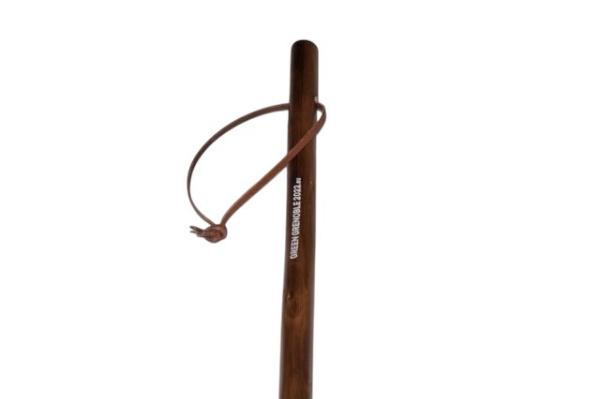 Baton de marche verni 110cm (Baton 110 cm verni)